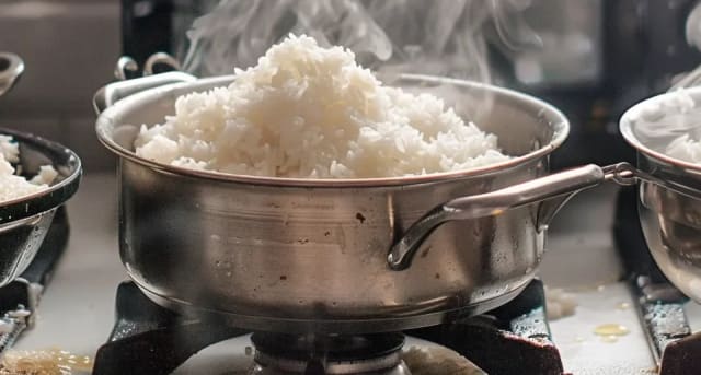 How to Reheat Rice: Tips for Fluffy and Delicious Leftovers